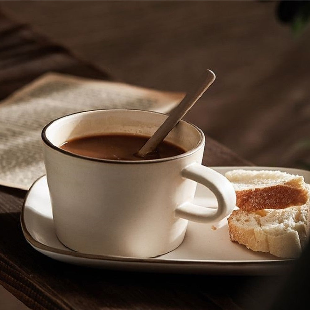 Tasse et sa coupelle